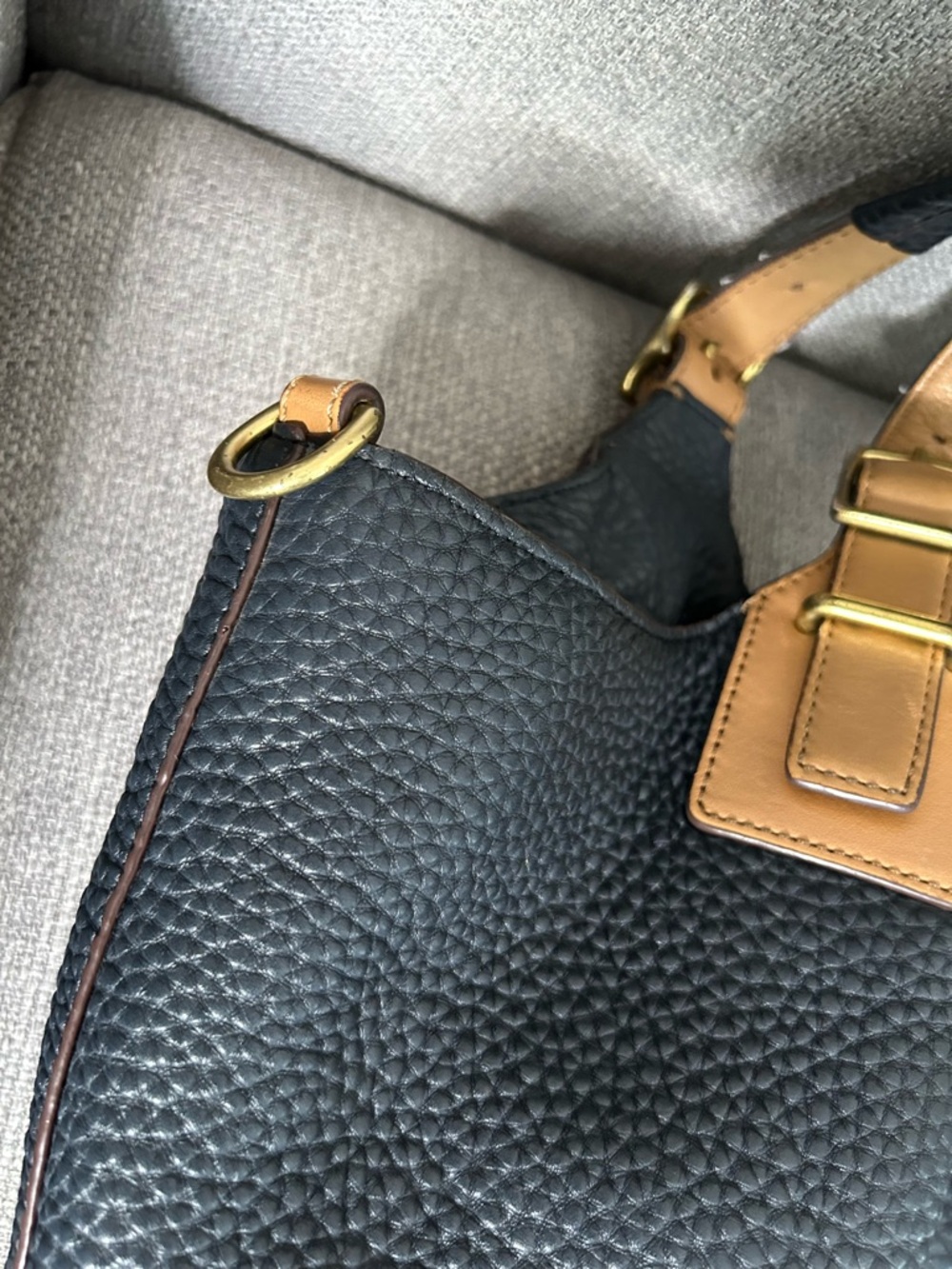 Coach Legacy Drawstring XL Shoulder Bag in navy pebbled leather - Picture 11 of 16